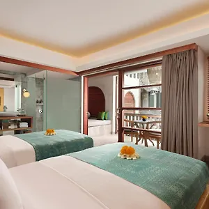 4* Otel Amnaya Nusa Dua